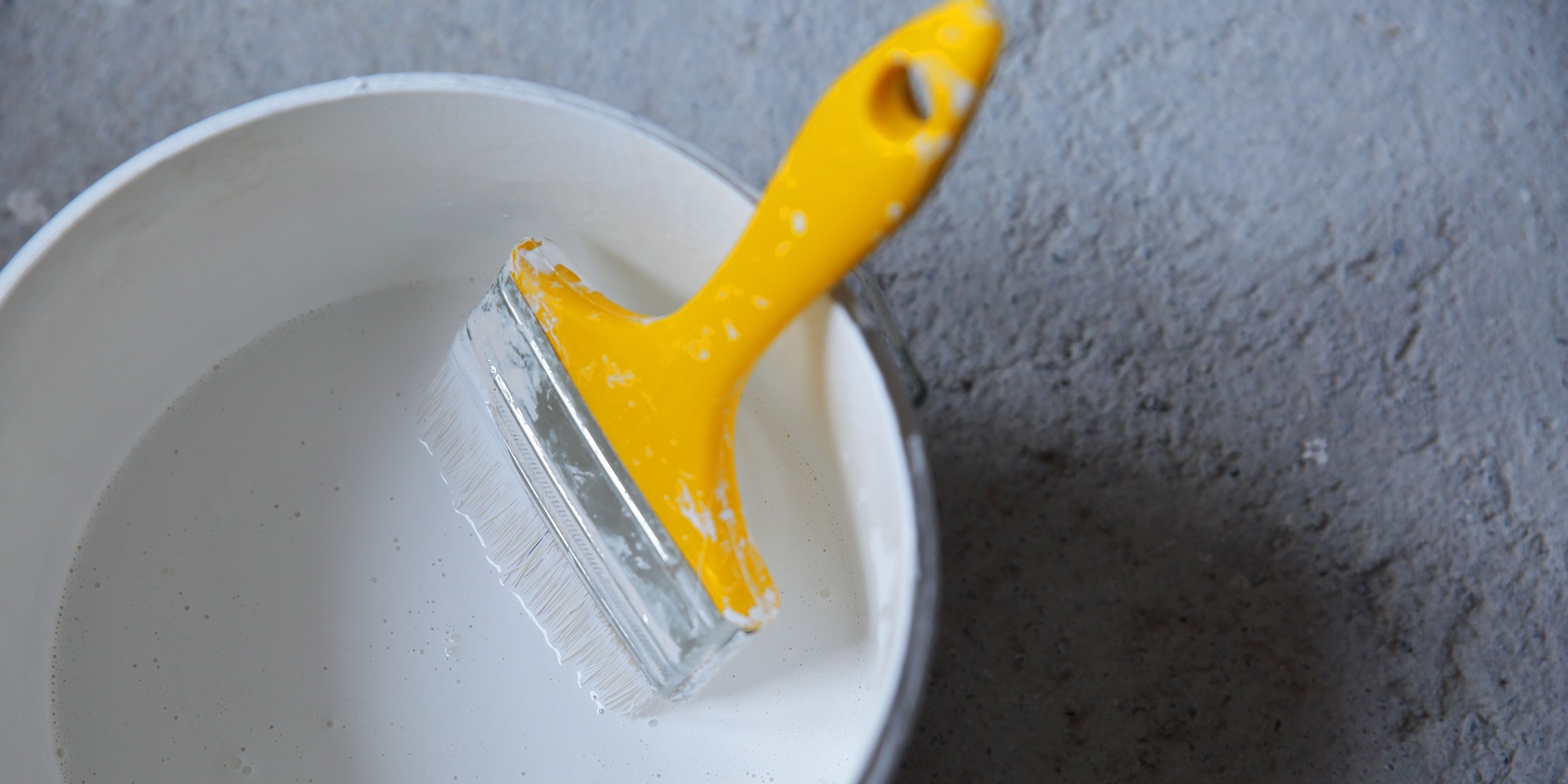 How to Use Water Based Paint Over Oil Based
