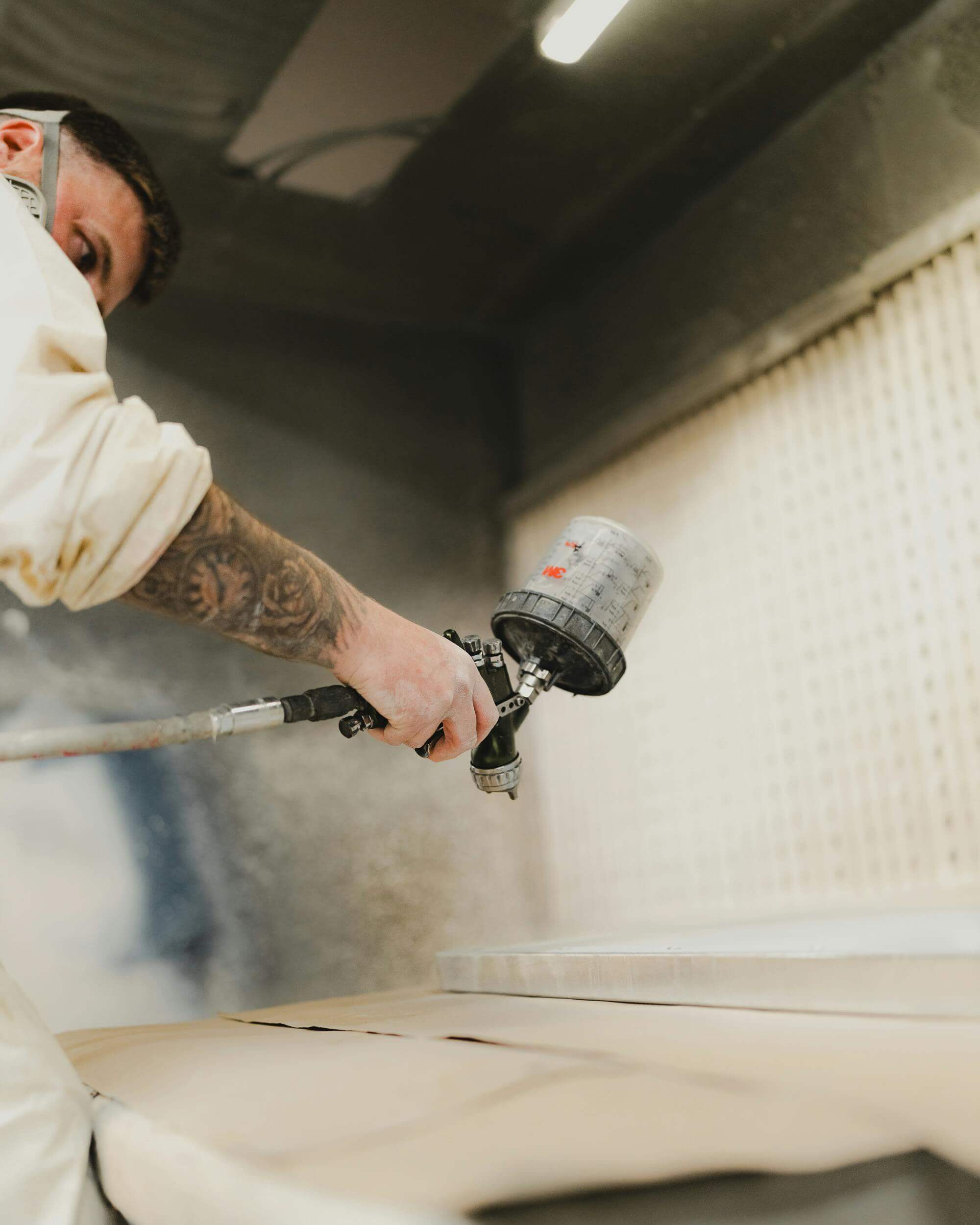 Choosing the Right Spray Gun: Airless vs HVLP, Tips, and Setups for a Better Finish